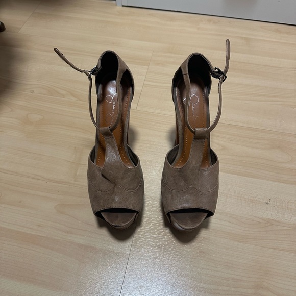 platform heels size 8 - Picture 2 of 3